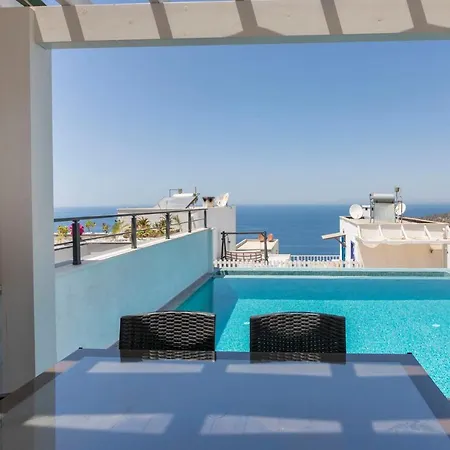 Astounding House With Sea View In Yalikavak فيلة *